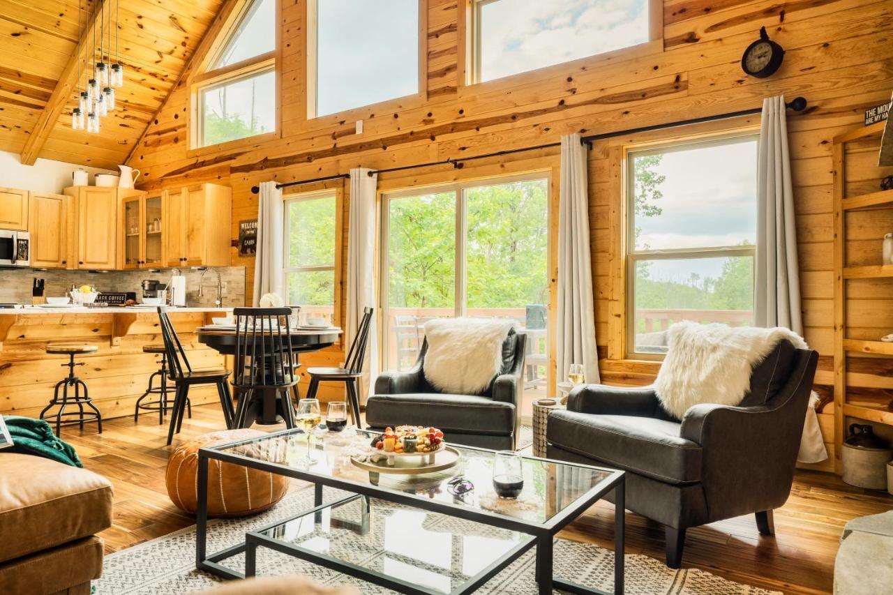 Mountainside - New Luxury Cabin-Fire Table-Hot Tub-3 Pools-Ps5-Bears Gatlinburg Bagian luar foto