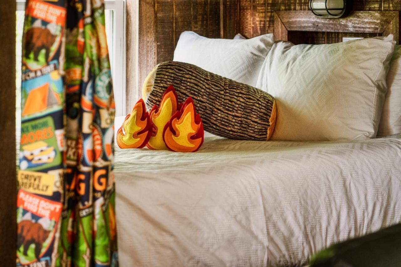 Mountainside - New Luxury Cabin-Fire Table-Hot Tub-3 Pools-Ps5-Bears Gatlinburg Bagian luar foto